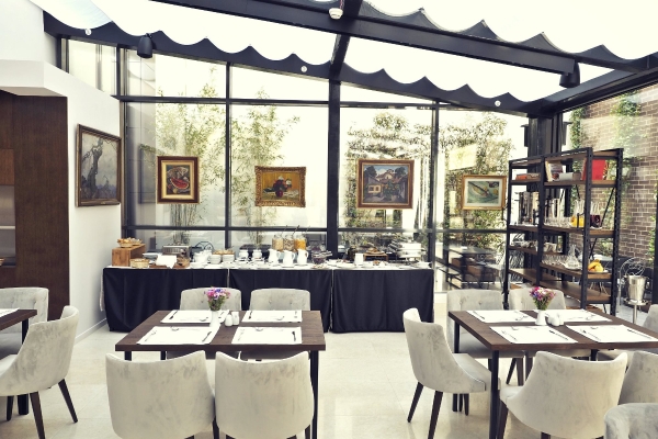 Envoy Hotel (Belgrade)